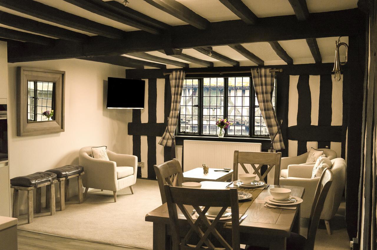 The Three Gables Apartment Стратфорд на Ейвън Екстериор снимка