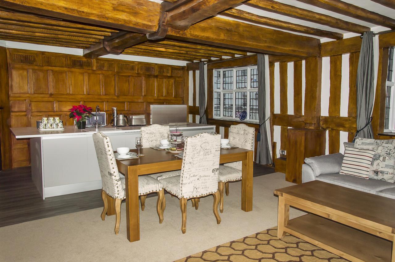 The Three Gables Apartment Стратфорд на Ейвън Екстериор снимка